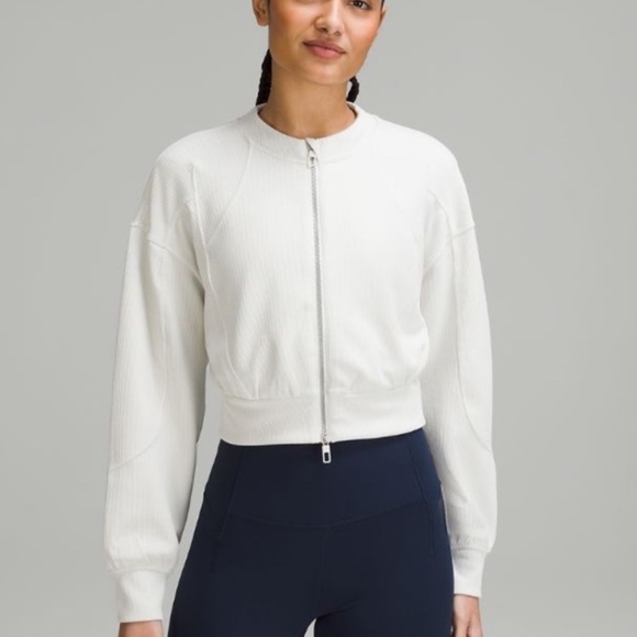 Lululemon Ribbed Softstreme Cropped Jacket - Picture 2 of 10